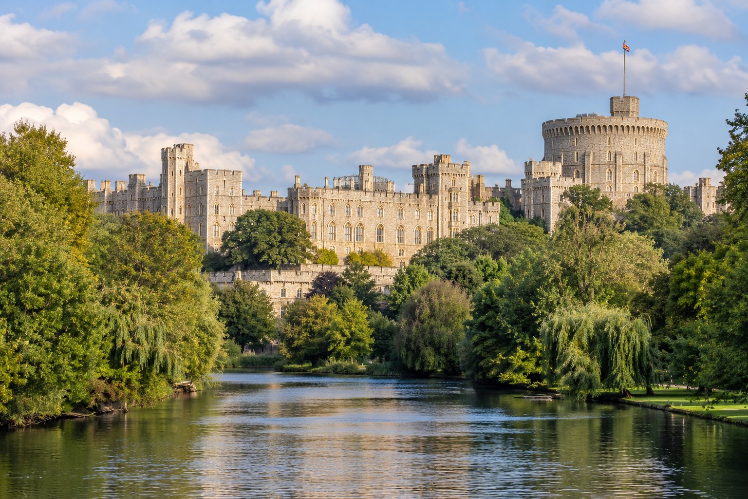 Windsor castle lake